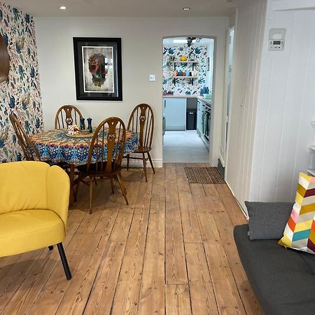North Laine Sunny Cottage - Parking Available Hove Esterno foto