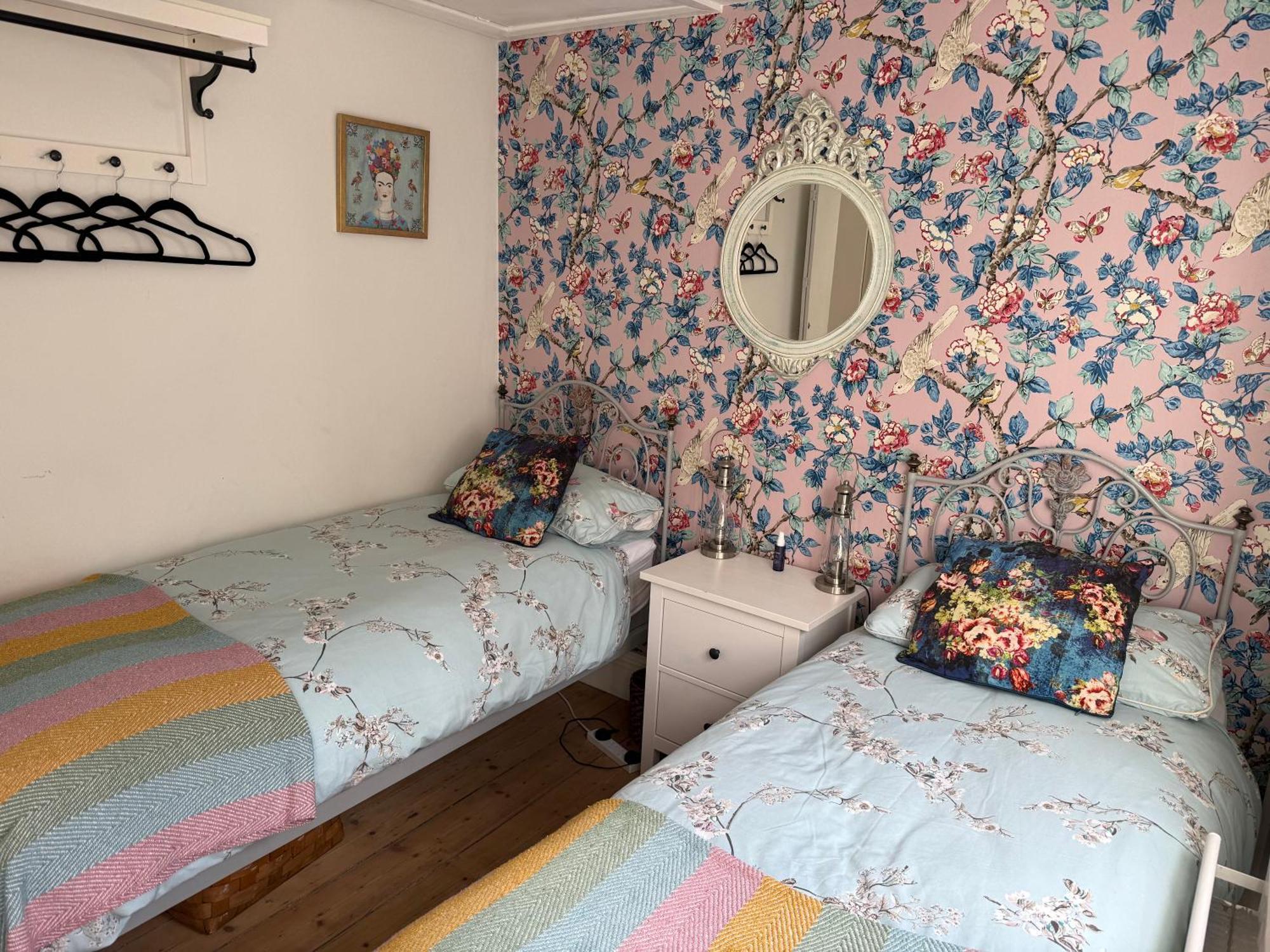 North Laine Sunny Cottage - Parking Available Hove Esterno foto